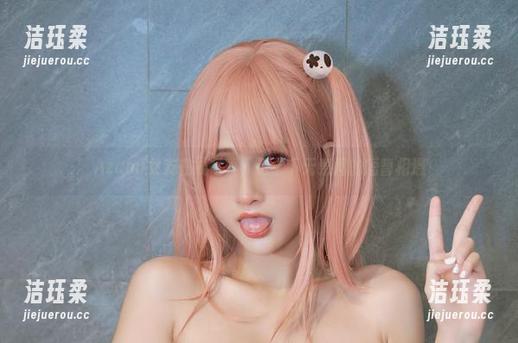 Azami Azami女友在线写真,记录下无意间的短暂相遇
