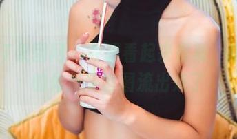 GIRLT果团网 - 衣服看起来很紧，陈诗诗的体操服套图流出来了