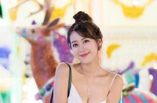 IMiss爱蜜社 - 兜豆靓Youlina的私拍秀:高跟鞋是我和空气的爱的桥梁