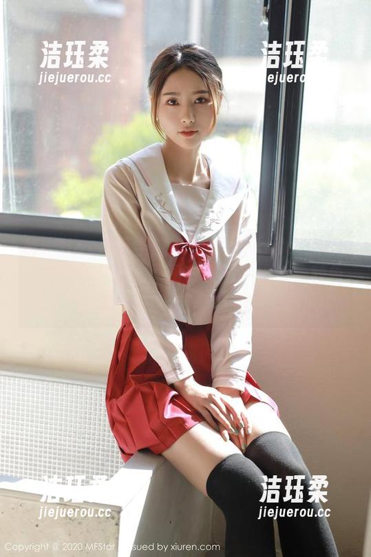 MFStar模范学院-NaNa_baby MFStar模范学院 - 而已是NaNa_baby的黑色私房,原图效果超乎想象,颜色真的是调得恰到好处。