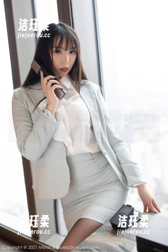 MiStar魅妍社-绯月樱-Cherry MiStar魅妍社 - 绯月樱-Cherry的全套写真,肉丝都快要溢出屏幕了,嘿嘿。