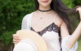 MiStar魅妍社 - 芝芝Booty拍的圣诞写真,福利中透着些小心机,你准备好了吗?