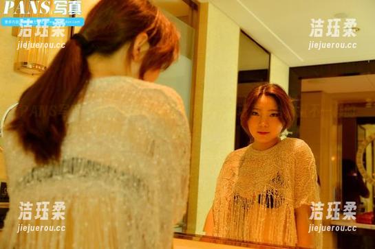 PANS写真-皮皮 PANS写真 - 皮皮的最新图集,肉丝和小巧思组合,挺不一样的体验!