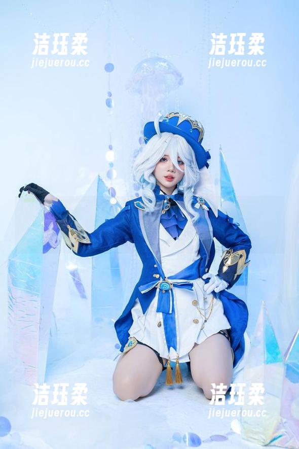 PoppaChan PoppaChan给雷姆的写真降临,原图带来的恰好是吸引力