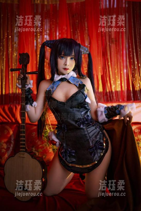 访问这里，立刻拿到免费的“SayoMomoNIKKE兔女郎”图集，兔子也不觉得无聊的绝佳选择！