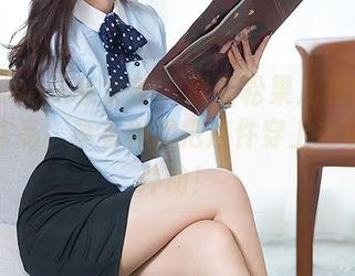 TouTiao头条女神 - 最新松果儿和她的体操服作品，真有种想把这件穿上去玩耍的冲动！