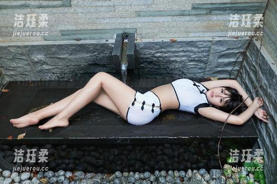 TuiGirl推女郎-王明明 TuiGirl推女郎 - 约会王明明,私房套装写真里藏着我无意间的“心机”!