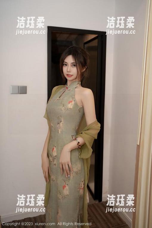 Xiuren秀人网-Mieko林美惠子 Xiuren秀人网 - Mieko林美惠子最新黑白套图:不入画框的是一条思绪,不顾一切奔向画外的可能性!