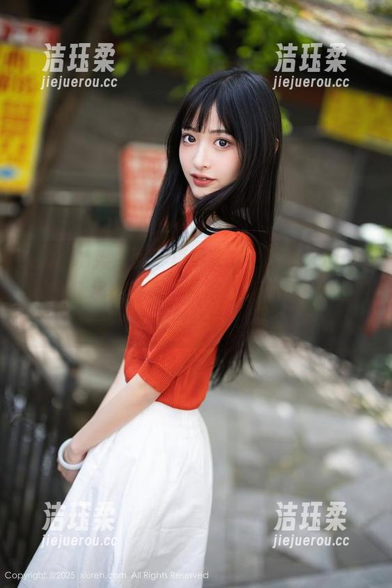 Xiuren秀人网 - 再说一次，伊小七MoMo的死库水美图又出新招，最新的，走过路过别错过。