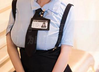 Xiuren秀人网 - 李丽莎穿连衣裙的图片：就问你们，为啥连衣裙都没“走位”！