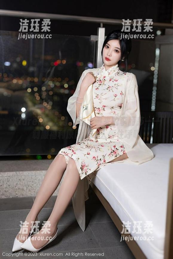 Xiuren秀人网-李丽莎 Xiuren秀人网 - 卷土重来的李丽莎——制服福利原图,让人停住呼吸