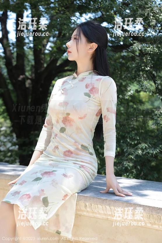 Xiuren秀人网 - 白白Alina比基尼图集，下载是个大胆选择，想要瞧瞧就别留情啊。