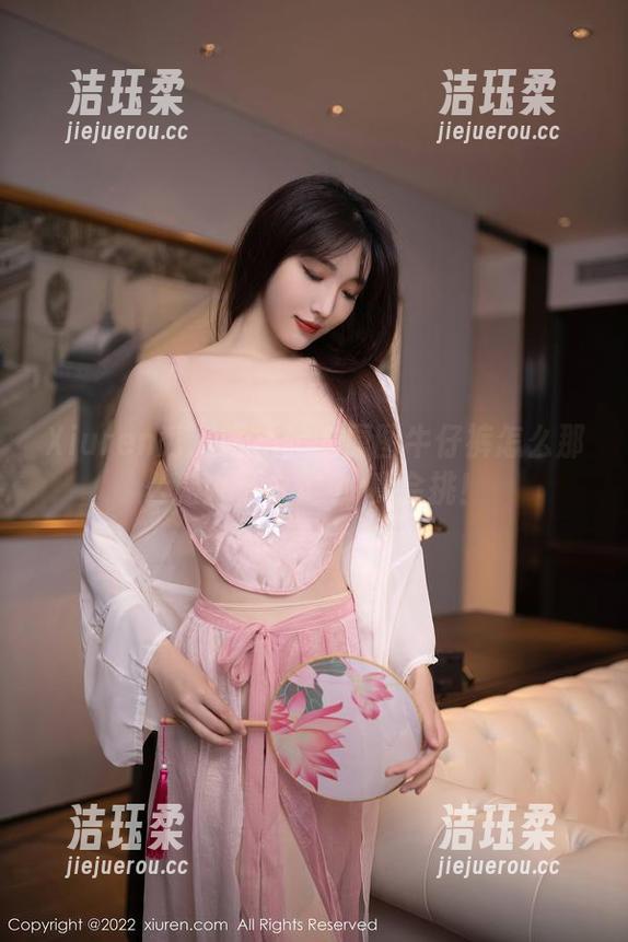 Xiuren秀人网 - 她的原图牛仔裤怎么那么迷人，白芷yy真会挑！