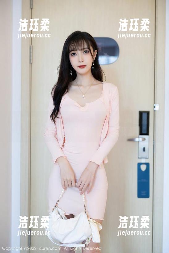 Xiuren秀人网-绮里嘉Ula Xiuren秀人网 - 非常规校服!绮里嘉Ula让你炸裂想象力的写真集资源!
