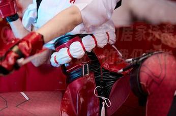 ZinieQ新鲜出炉！罗莎的居家泳装图集更新，对于“健康缺货”的我们来说，福音？