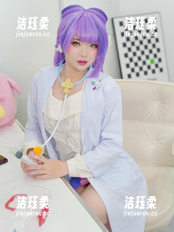 ZinieQ 一件吊带的叛逆:ZinieQ无圣光写真,完美抓住眼球,却又让人想不透。