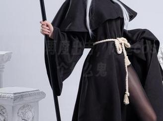 izumi泉桃子再度出击,肉丝cos美图是个什么鬼