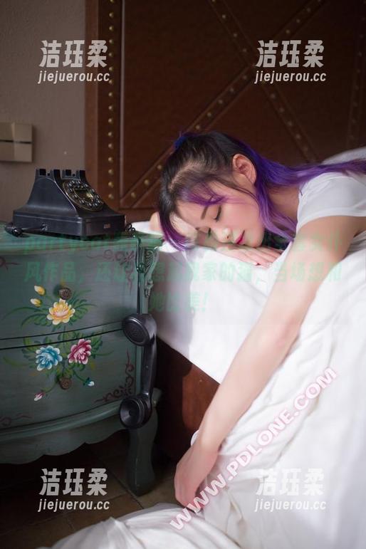 partycat轰趴猫-陈雅漫 partycat轰趴猫 - 陈雅漫推出全套女仆风作品,还让我想起我家的猫,当场想和她比美!