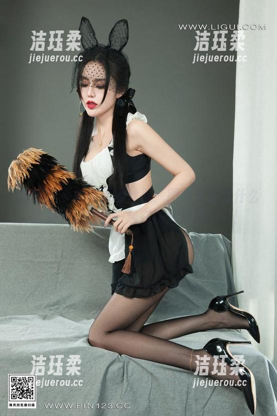 丽柜 - 小熊和她的丝颜：图集里藏着什么宝贝？让我们一起在图片里迷路吧！