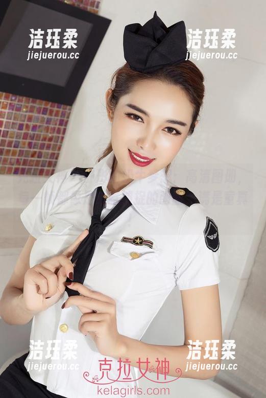 克拉女神-舒彤 克拉女神 - 舒彤的奶牛梦想:高清图册,每一帧都像是随意捕捉的画面,满是童真!