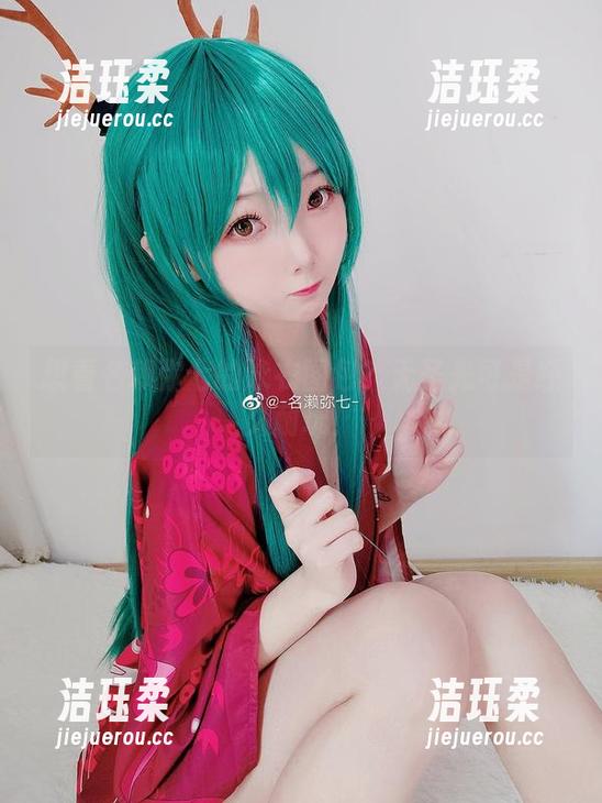 名赖弥七 想看名赖弥七的泳衣图包?无圣光可是经久耐玩!