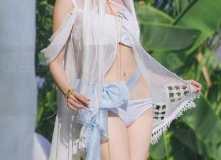 躲在阁楼里的周叽是可爱兔兔,COS套图你懂的