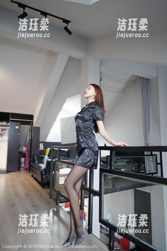 嗲囡囡-Emily尹菲 嗲囡囡 - 关于Emily尹菲的私房毛衣,毫无防备地被这美图戳中了我的心。