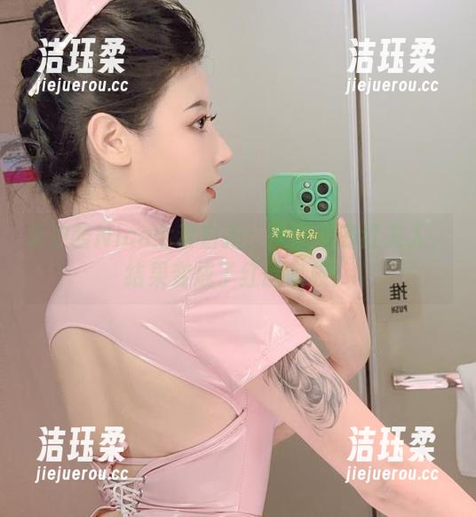 奈汐酱Nice全套自拍：原图中的红夫人，结果变成了红脸家族！
