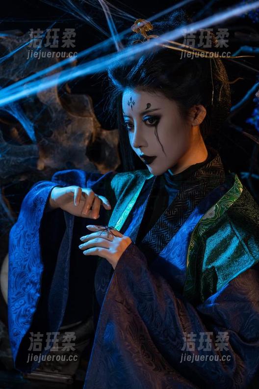 奈汐酱Nice 奈汐酱Nice的白衬衫,其实是一个黑洞!写真集更新了!