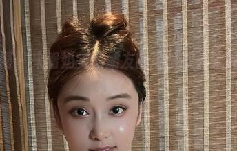 微密圈 - 来看奶雯和朋友的搞怪双人定制,太妙了!