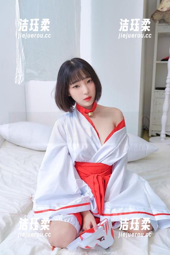 关于姜仁卿(강인경)的探讨：和泉纱雾的cos与无尽资源！