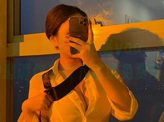 微密圈 - 霓虹灯下的安妮yoo,完美身材在线邀请你来收下这组免费写真。
