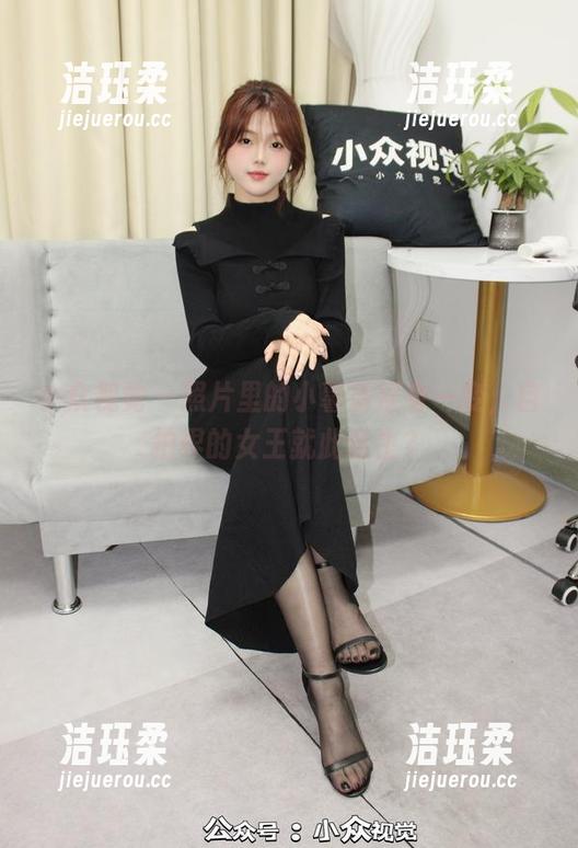 小众视觉-小薯条 小众视觉 - 照片里的小薯条摇身一变,自拍界的女王就此诞生?