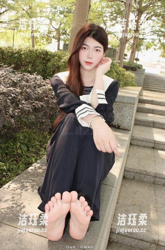 小众视觉-洁洁 小众视觉 - 洁洁双马尾:精选作品,意外的...欲语还休