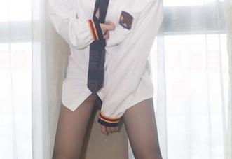 小女巫露娜让体操服也能引人注目，毫无疑问，图集更新必看。