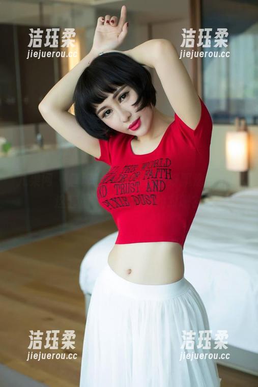 尤果网-唐溪若 尤果网 - 唐溪若,你的礼服好飘逸,下载这套图,不会后悔的对吧?