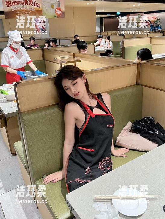 微密圈 - 浴缸里的就是阿朱啊图包，挑一张你觉得最不适合的图片。