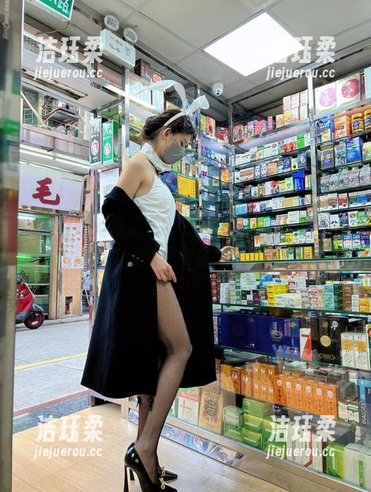 微密圈 - 就是阿朱啊御姐长腿合集，腿控们准备好收集吗？
