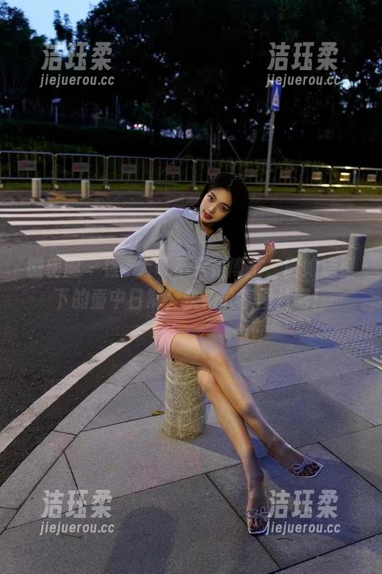 徐珺大哥 微密圈 - 徐珺大哥不只是博主,厨娘造型下的壶中日常,快来分享图片吧!