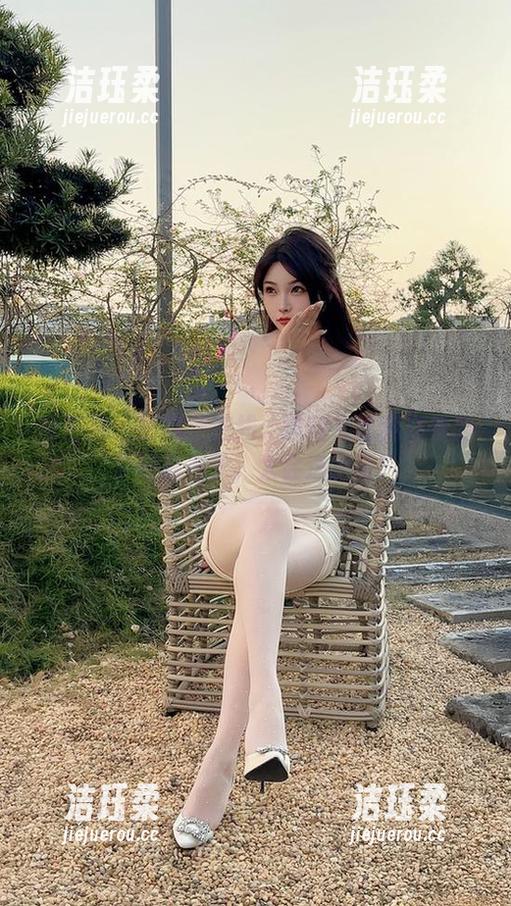 徐莉芝 微密圈 - 徐莉芝在线:这睡衣比我想象的要好看多了,太会选了吧!