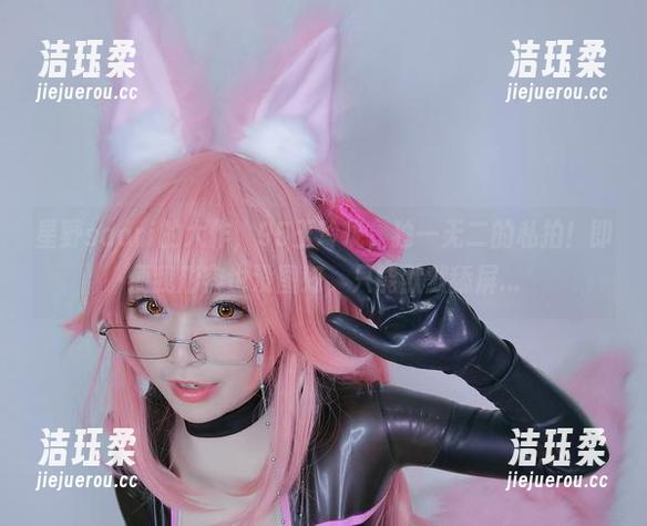 星野saori的大作，95玉玲珑，独一无二的私拍！即便我形容也没图好，只能默默舔屏...