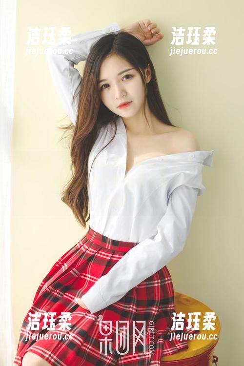 果团网-陈雅漫 果团网 - 陈雅漫的高清写真《妹妹》:这年头,内心独白其实是通过照片就能传达的!