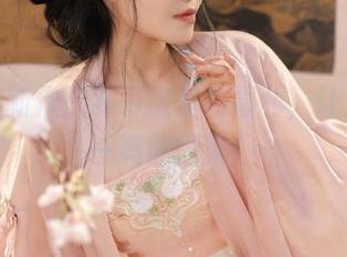 桃暖酱新作:补习班里的福利,让人眼前一亮的图集!