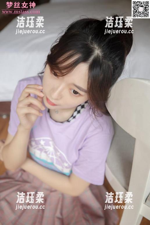 梦丝女神 - 璇璇的油亮写真集在等你，一键下载，双手奉上！