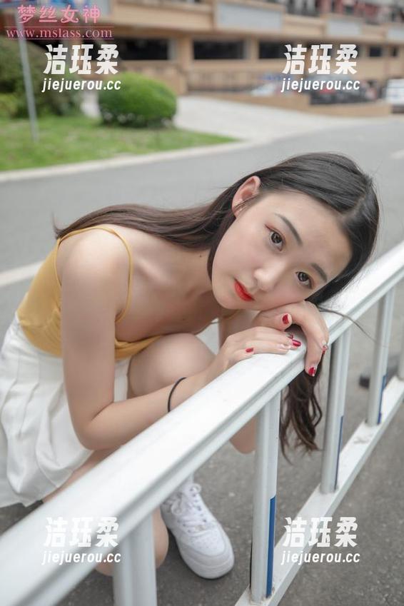 梦丝女神-端端 梦丝女神 - 小萝莉小JK,端端的另类分享狂欢,来见识一下这些图片!