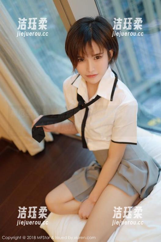 模范学院-任莹樱 模范学院 - 更新提醒,任莹樱的礼服图包小心翼翼地打磨了我的审美。