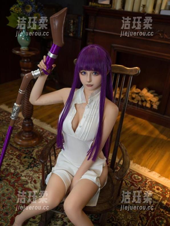 樱井宁宁 樱井宁宁的写真让人贪恋,私房女仆也很有“味”