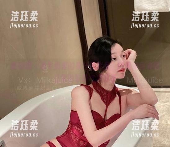 牛奶里的果汁 微密圈 - 看牛奶里的果汁图库里,短裙如何演绎日常的软萌气质分享