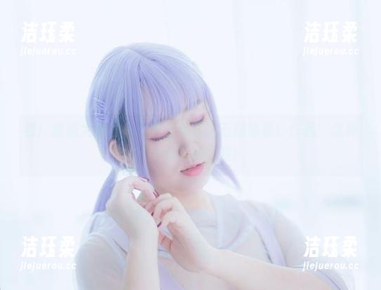 甜糖大魔王 看!甜糖大魔王在沙滩上集齐了五颗海星!作品:怎样不get到的可爱!