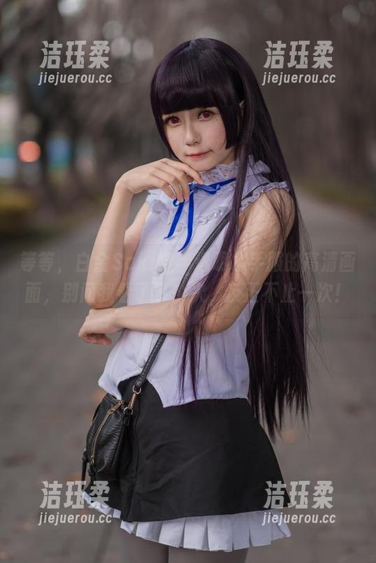 等等，白金Saki穿半透明水手服的高清画面，别问我看了多少次，反正不止一次！